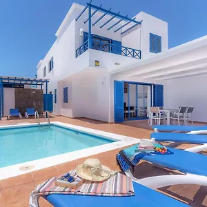 Vv Mapaluca Minigolf By Hh Playa Blanca (Lanzarote)